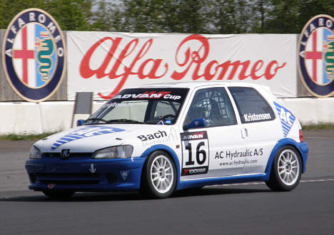 Thue Kristensens i Peugeot 106 raceren.